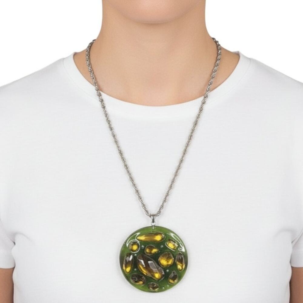 Laila Rowe Green Resin Circle Pendant Necklace Yellow Plastic Stones